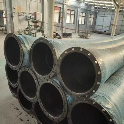 Tuyau en caoutchouc de grand diamètre renforcé par spirale de fil d'acier
